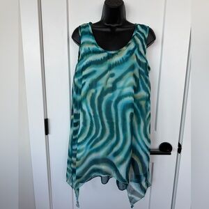 PAPILLON sz Medium Flowy Sleeveless lined Retro Swirl or wavy patterned top.